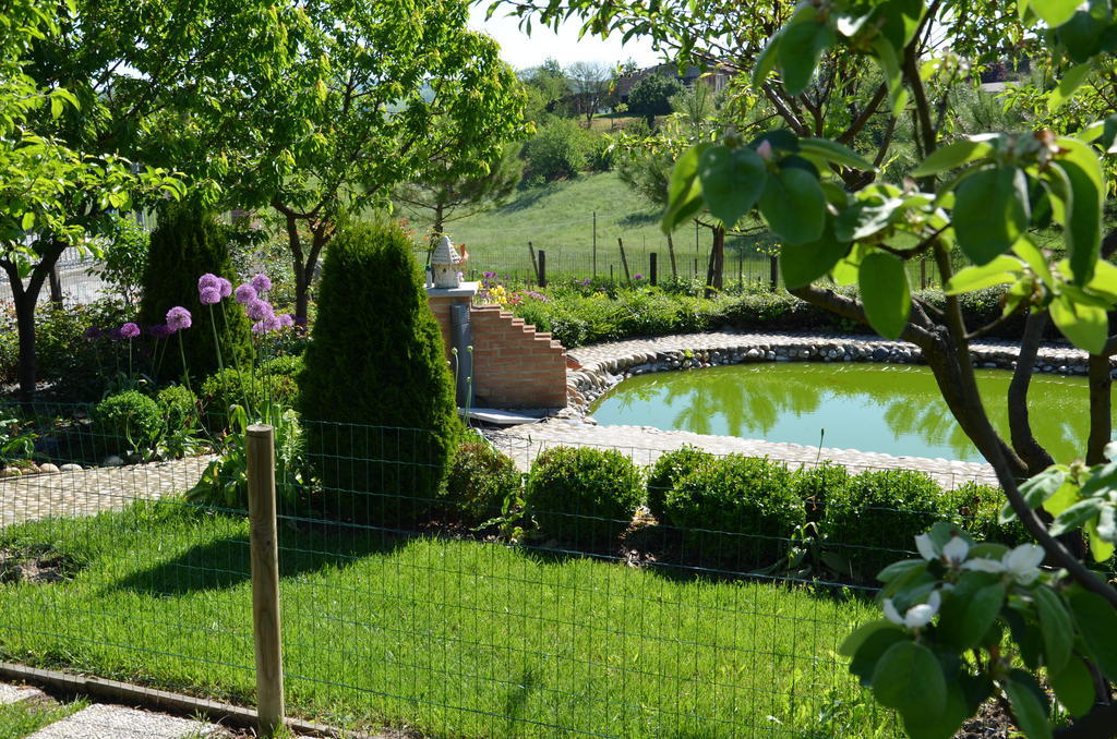 Cascina Castagneto Hotell CastellʼAlfero Eksteriør bilde