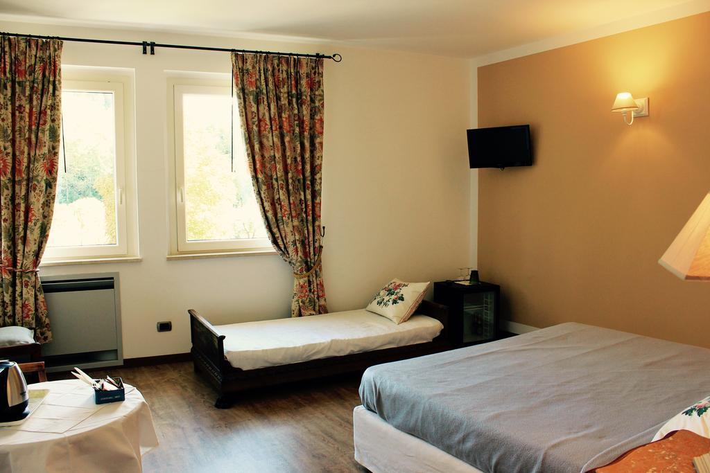 Cascina Castagneto Hotell CastellʼAlfero Eksteriør bilde