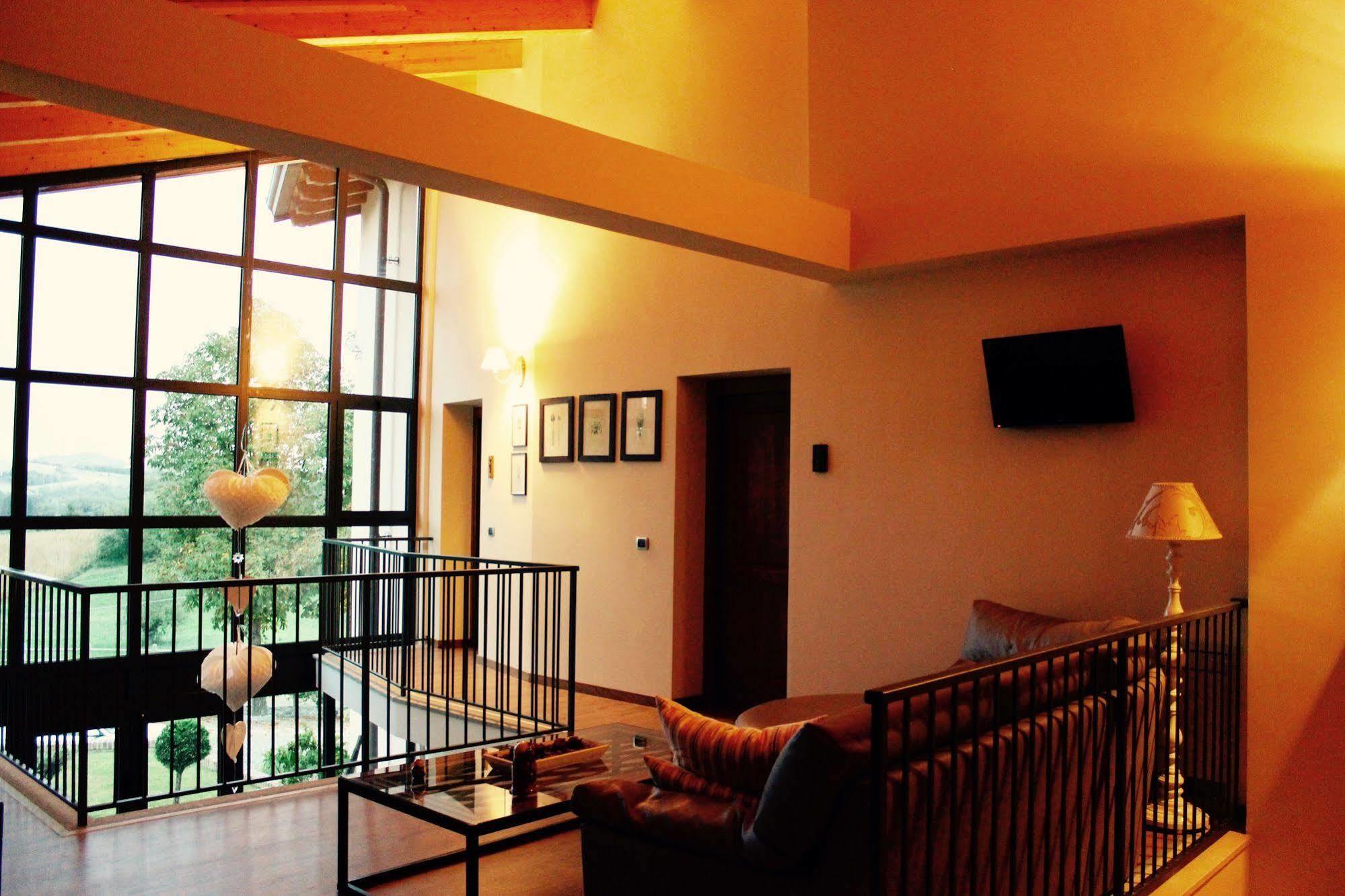 Cascina Castagneto Hotell CastellʼAlfero Eksteriør bilde